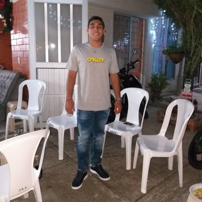 Profile Picture of John Henry Giraldo (@johngiraldo46) on Twitter