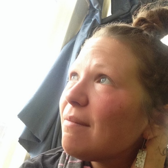 Profile Picture of Anika Youcha (@anikaym) on Poshmark