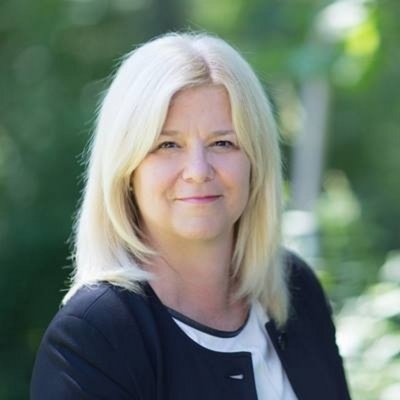 Profile Picture of Arlene VanderBeek (@arlenevandrbeek) on Twitter