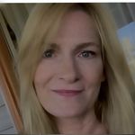 Profile Picture of Lori Abbott (@lori_handsofpeace) on Instagram