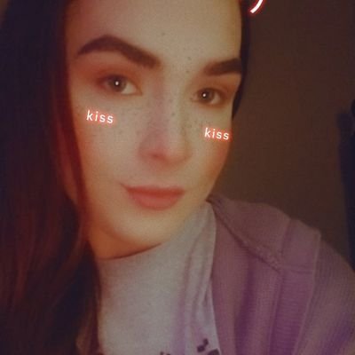 Profile Picture of Michelle Maynard (@Michelle72789) on Twitter