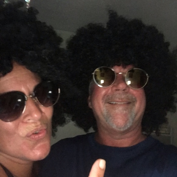 Profile Picture of James Darling (@aladmotors) on Poshmark