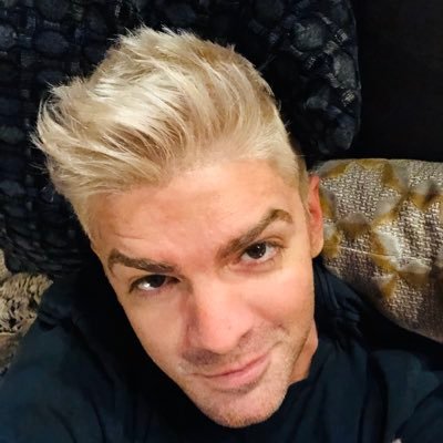 Profile Picture of Derek Whitener (@drockdude) on Twitter