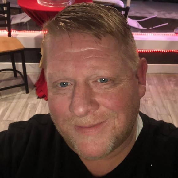 Profile Picture of Larry Barber (@larry_barber) on Poshmark