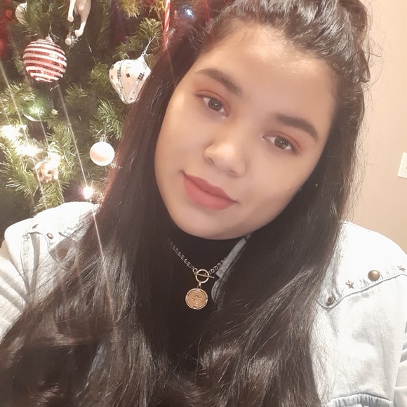 Profile Picture of Ingrid Pivaraljor (@ingph) on Poshmark