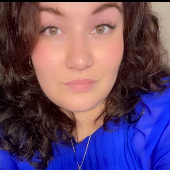 Profile Picture of Meagan Kohrs-rizzi (@meagankohrs) on Poshmark