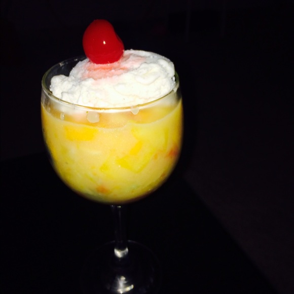 Profile Picture of Rs Rs (@rs_profile) on Poshmark