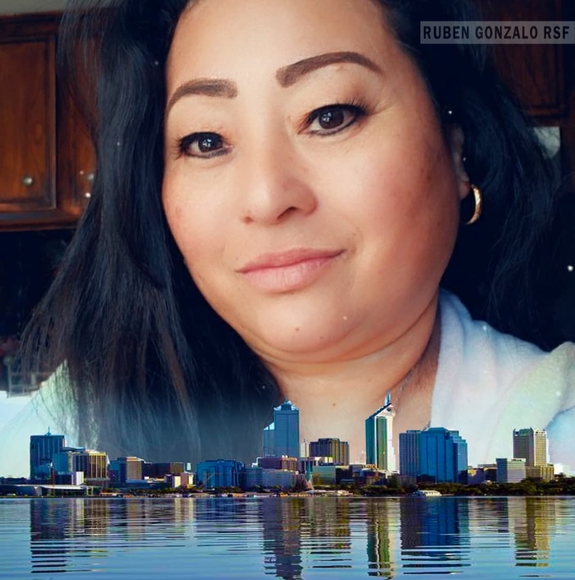 Profile Picture of Doris Rodriguez (@doracuellar26) on Poshmark