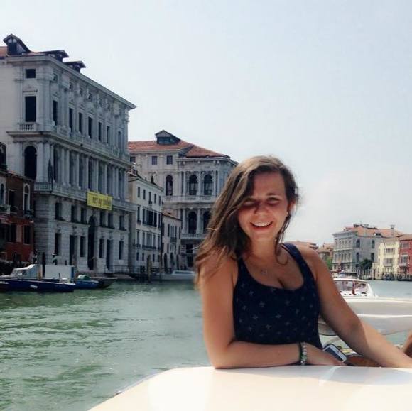 Profile Picture of Caroline Trefelner (@ctrefelner) on Poshmark