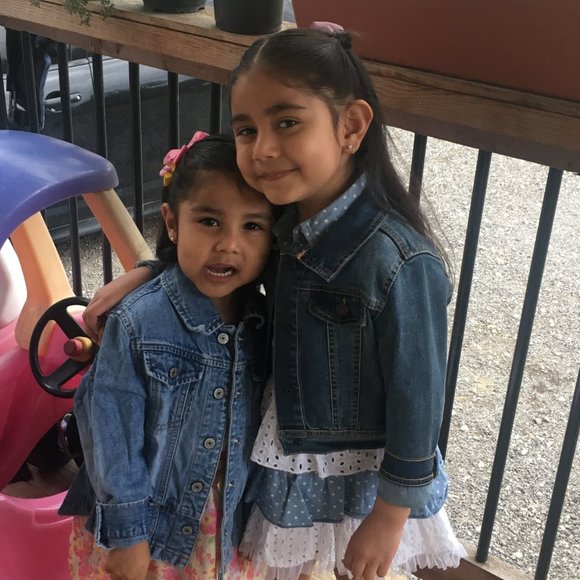 Profile Picture of Lizeth Gonzalez (@maylu2330) on Poshmark