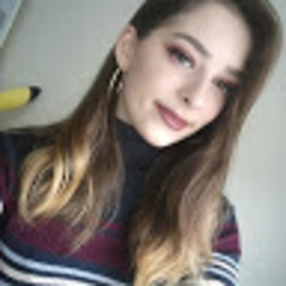 Profile Picture of Heather Duncan (@heatherduncan22) on Poshmark