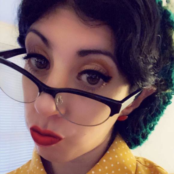 Profile Picture of Onara No hana (@onaranohana) on Poshmark