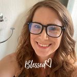 Profile Picture of Julie Crane (@julie.crane.319) on Instagram