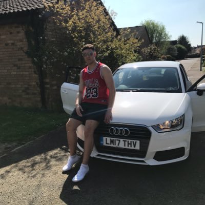 Profile Picture of Jordan Heywood (@theDooohGeneral) on Twitter