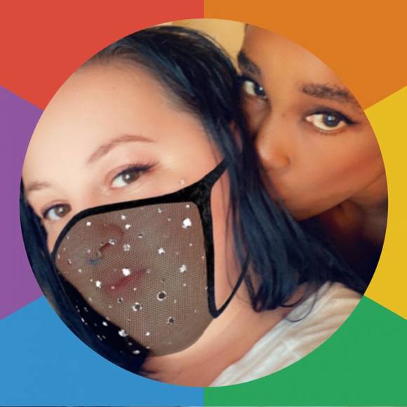 Profile Picture of Danielle Boswell (@sexiifem83) on Poshmark