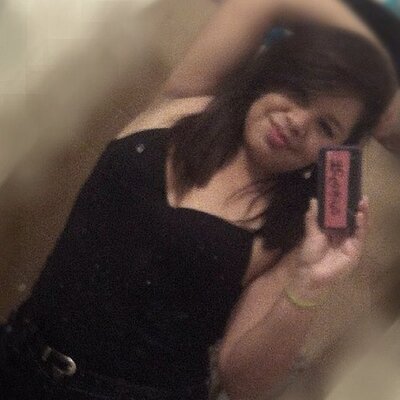 Profile Picture of Iris Chicas (@ChicasIriz) on Twitter