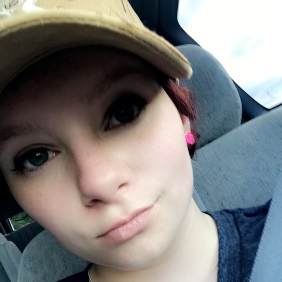 Profile Picture of Kaley Tolrud (@kaleytolrud) on Poshmark