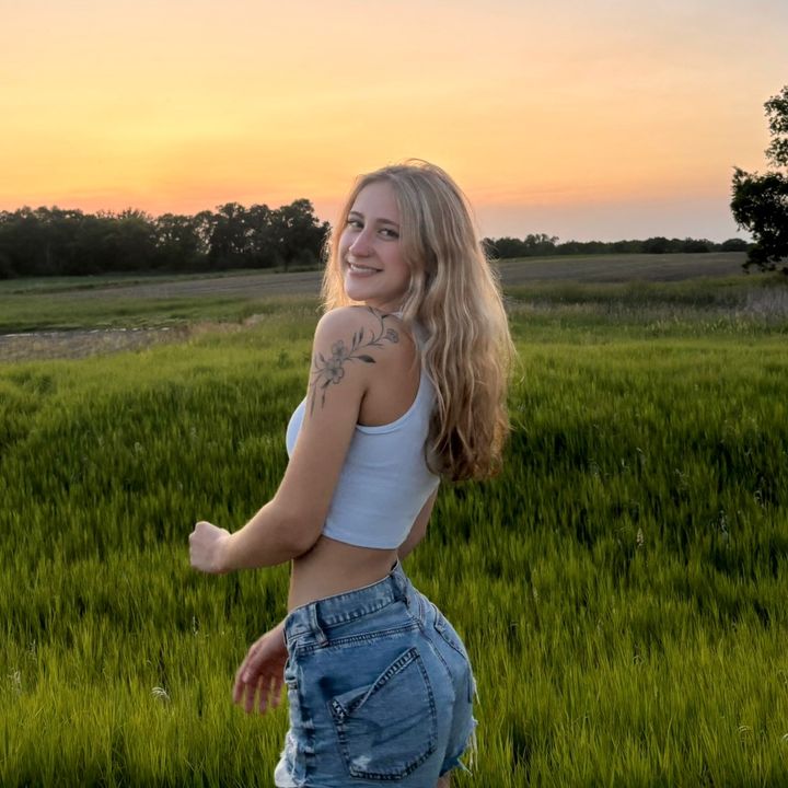 Profile Picture of Ellen (@ellenmclayy) on Tiktok