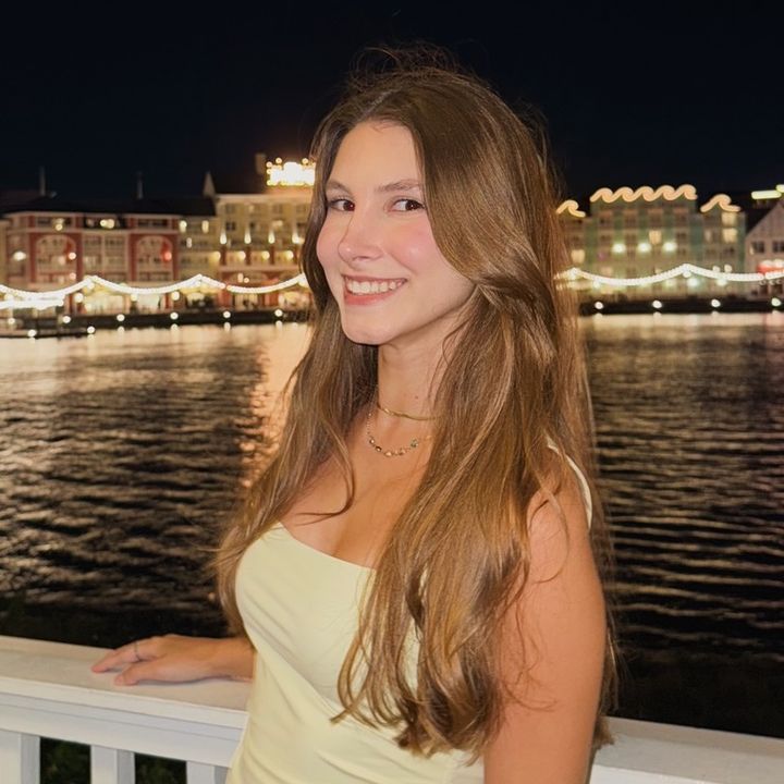 Profile Picture of Julia Bartsch (@@juliabrt91) on Tiktok