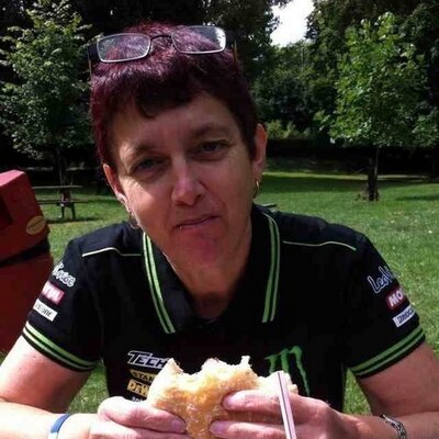 Profile Picture of Christine Hinton (@CPHinton) on Twitter