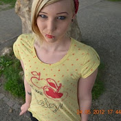 Profile Picture of Julia Rein (@juliarein3936) on Youtube