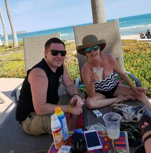 Profile Picture of Dodie Kobey (@jnkobey) on Poshmark