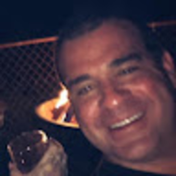 Profile Picture of Anthony Moscone (@a_moscone) on Poshmark