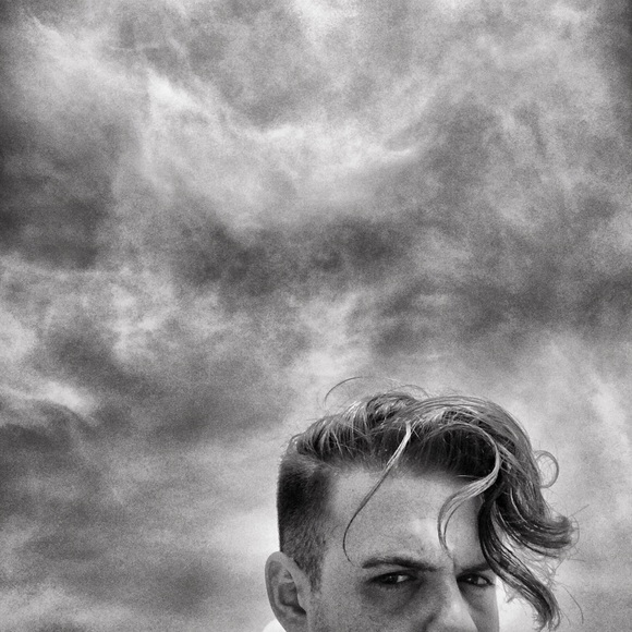 Profile Picture of Joseph Hennessy (@josephhennessy) on Poshmark