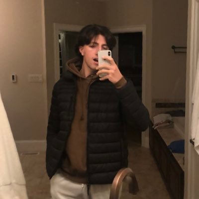 Profile Picture of Max Leonard (@Max_Leonard12) on Twitter