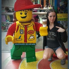 Profile Picture of Ashlee Gillian (@@ashleegillian) on Tiktok