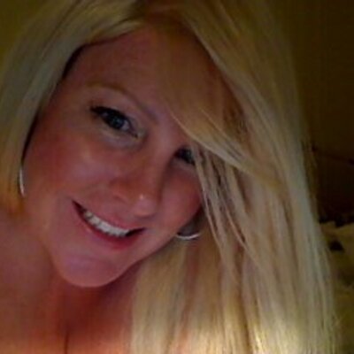 Profile Picture of Nancy McDowell (@lagunagirlb) on Twitter