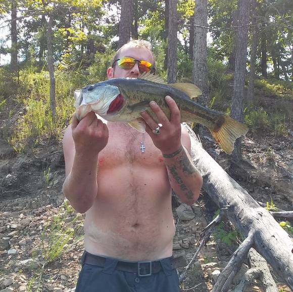 Profile Picture of Brad Schoolfield (@bsch34field) on Poshmark