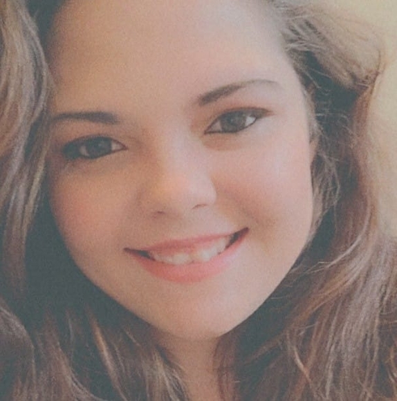 Profile Picture of Alexia Stover (@stovera7) on Poshmark