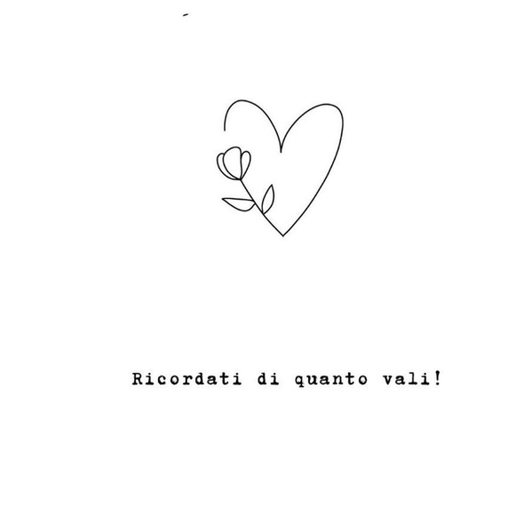 Profile Picture of Josie Melfa (@josiemelfa_) on Poshmark