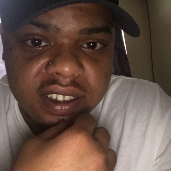 Profile Picture of Jason Vanoy (@vanoyj) on Poshmark