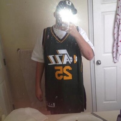 Profile Picture of Joshua Loy (@bigbroloy) on Twitter