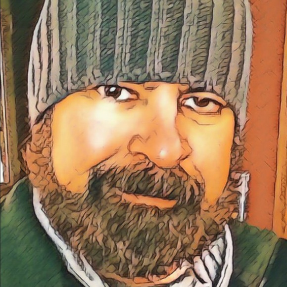 Profile Picture of Albert Pavao (@alp57) on Poshmark