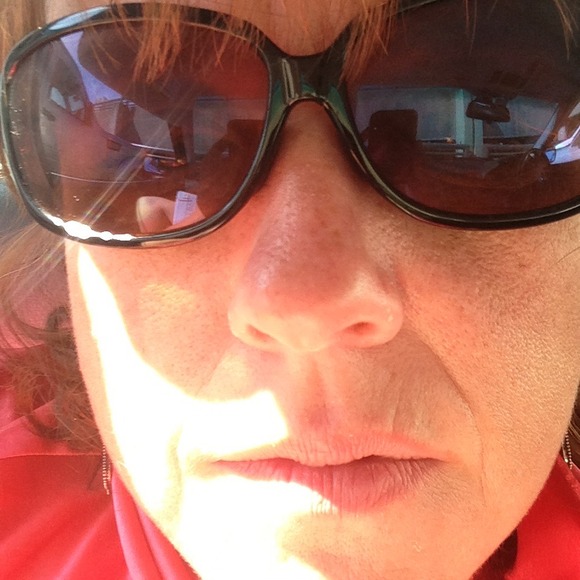 Profile Picture of Lori Gordon (@lygordon) on Poshmark