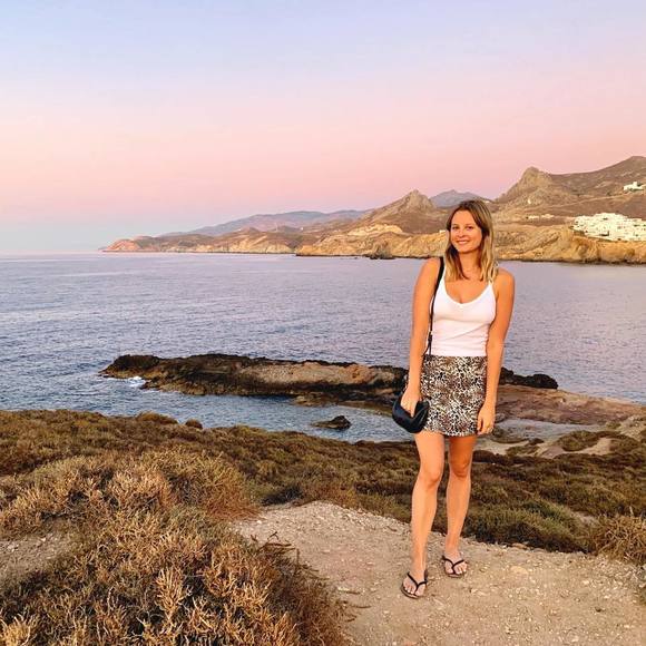 Profile Picture of Hannah Johnson (@hannahjohnso763) on Poshmark
