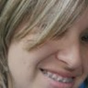 Profile Picture of Iris Parra (@parrairis) on Youtube