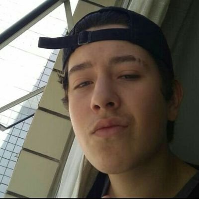 Profile Picture of Arthur Rompon (@Arthur12118446) on Twitter