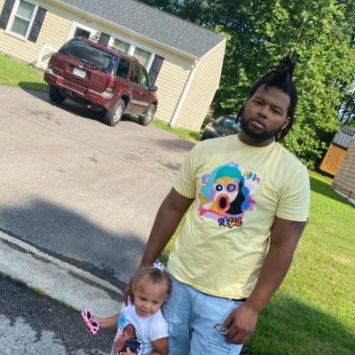 Profile Picture of  ⚡️REGGIE JONES ⚡️ (@Reggie_BaayBee) on Twitter