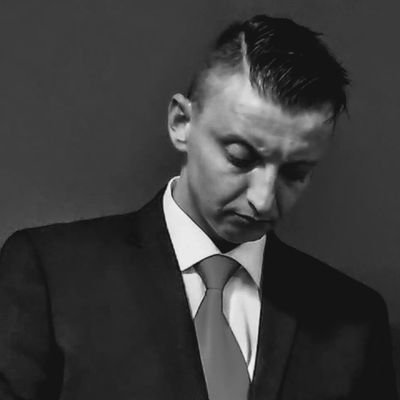Profile Picture of WALA (@WojtekWala) on Twitter