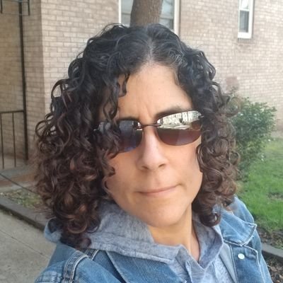 Profile Picture of Tracy Aranda (@joyfantastic1) on Twitter