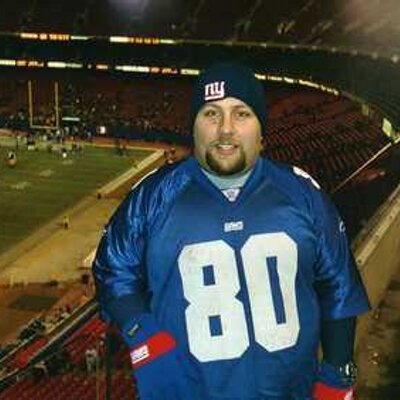 Profile Picture of Michael Schimmel (@Mikesch218) on Twitter