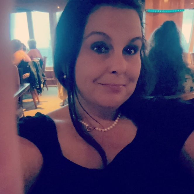 Profile Picture of April Leonard (@mzall07) on Tiktok