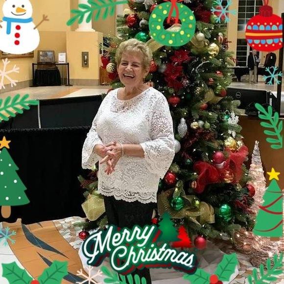Profile Picture of Ina Ingermann (@iringer37) on Poshmark