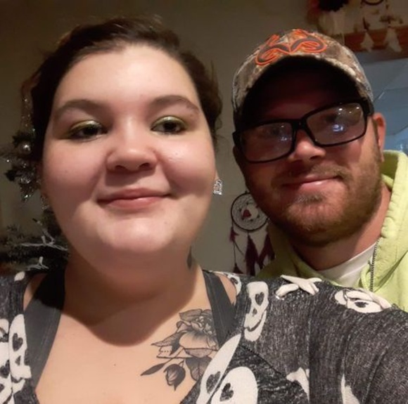 Profile Picture of Cheyenne Nefzger (@nefzgercheyenne) on Poshmark