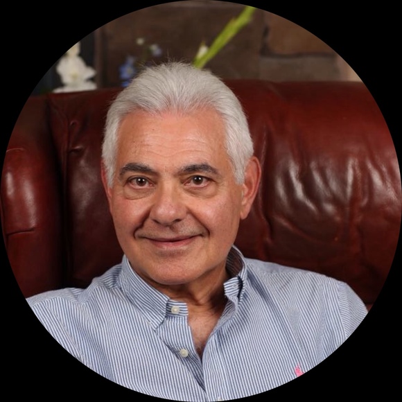 Profile Picture of Muayyad (mak) Al-khudairi (@muayyadkhudairi) on Poshmark