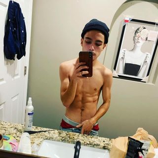 Profile Picture of Andrew Gingery (@andrew.gingery.52) on Facebook